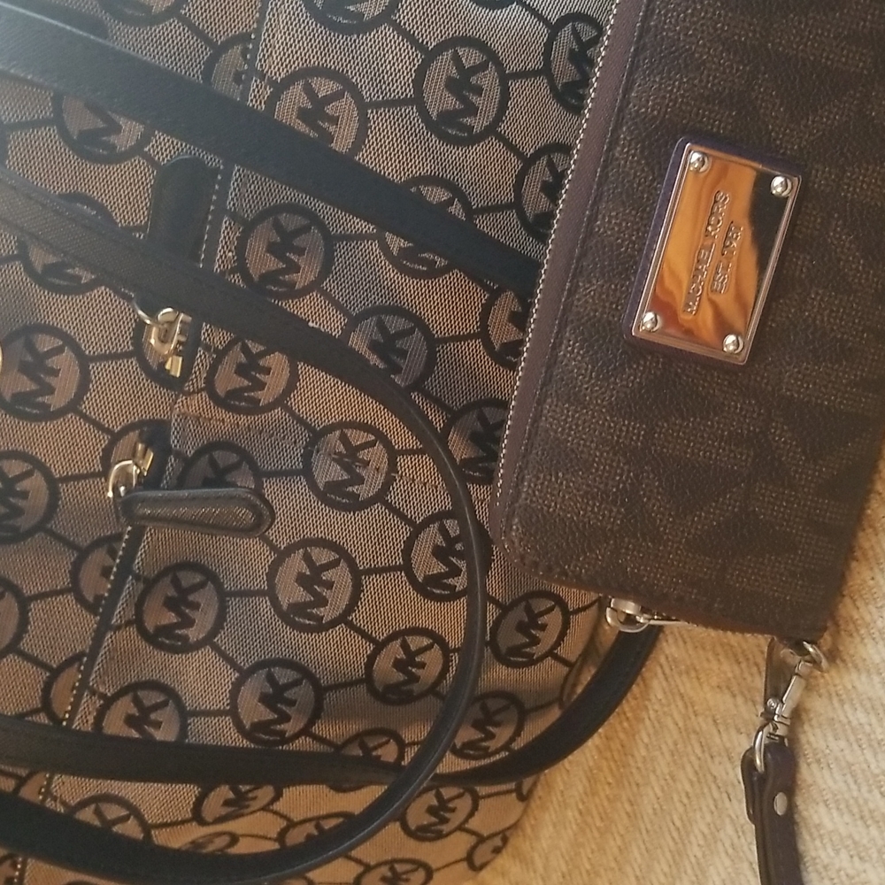 Wallet s